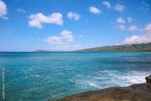 The waves hit the coast, China Walls, Oahu, Hawaii