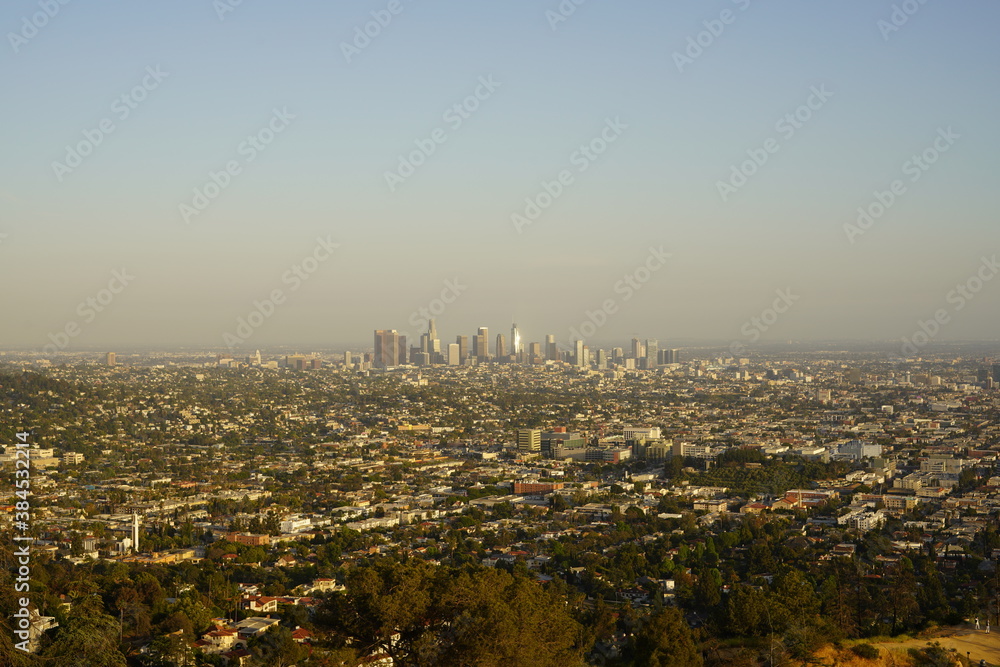 グリフィス天文台からみるロサンゼルスのダウンタウンの街並み