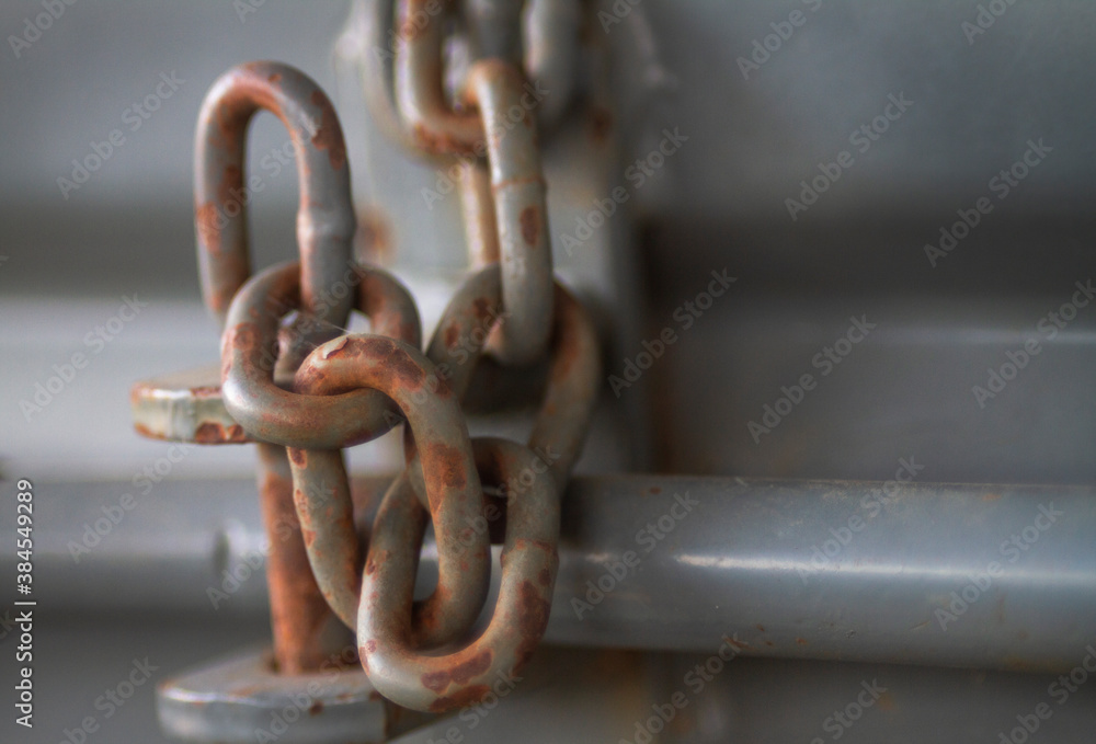 Rusty chain with selective focus Rusty chain with selective focus