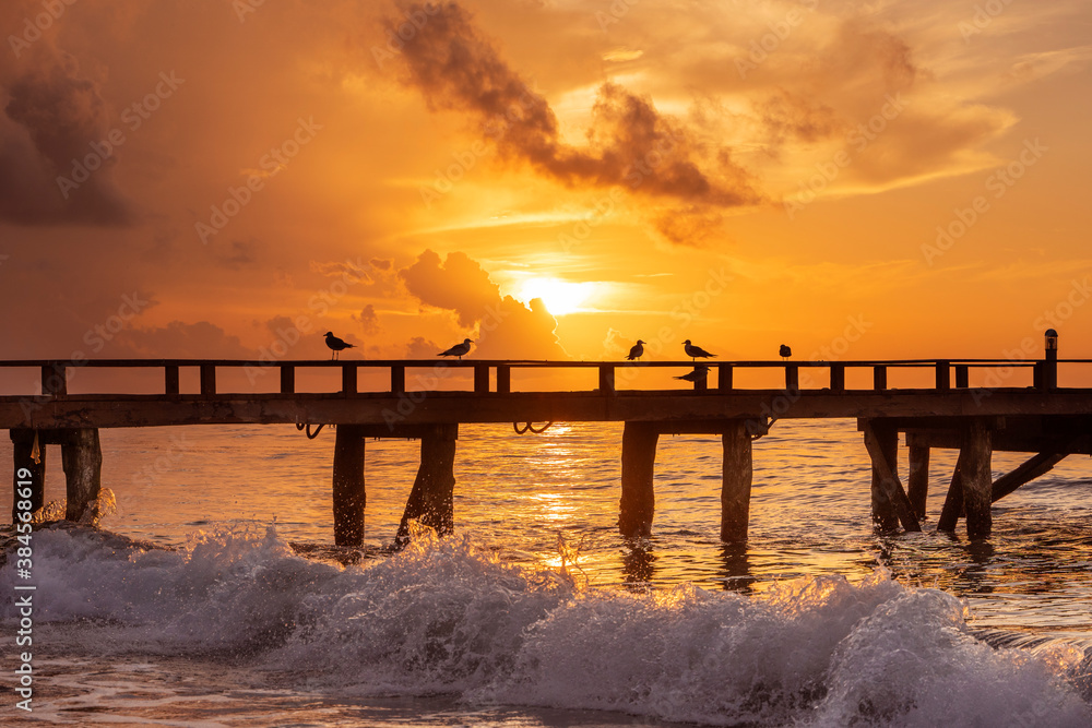 Fototapeta premium Amanecer en el caribe