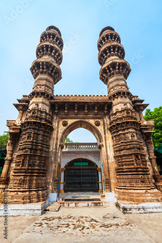 Sidi Bashir Mosque in Ahmedabad photo