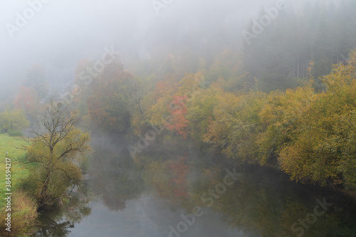 Das Donautal im Herbst