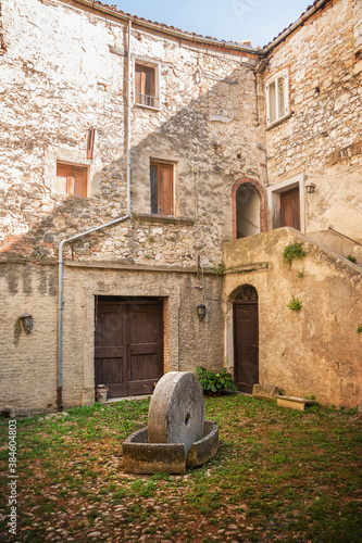 Internal courtyard with stone millstone at Villa Santa Maria in the province of Chieti (Italy) © Angelo D'Amico
