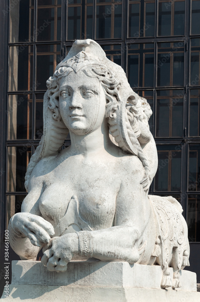 Fototapeta premium Sphinx at Belvedere palace, Vienna