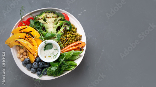 Buddha bowl of grilled vegetables and legumes