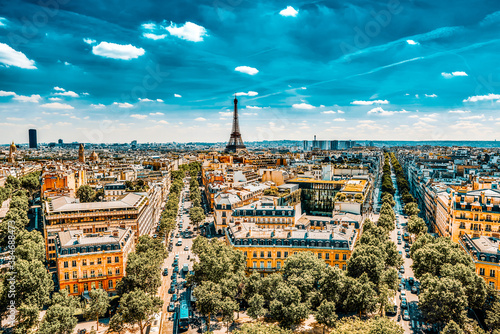 Beautiful panoramic view of Paris from the roof of the Triumphal Arch. View of the Eiffel Tower. © BRIAN_KINNEY