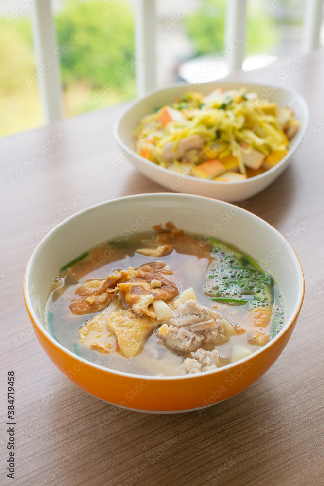 Omelet fried egg minced pork soup Omelet fried egg minced pork soup