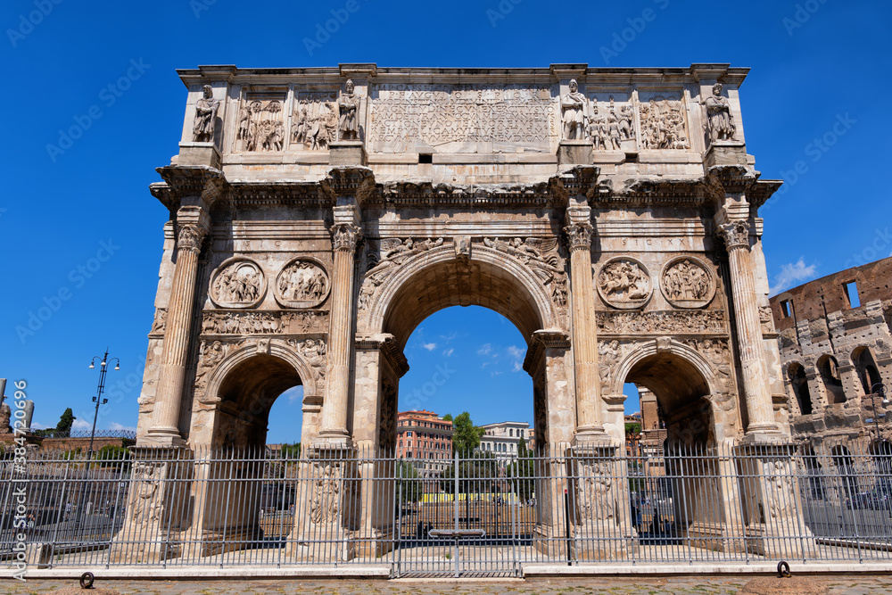 Fototapeta premium Arch of Constantine in Rome, Italy