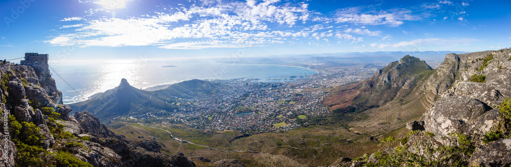 Fototapeta premium Cape Town panorama from Table Mountain