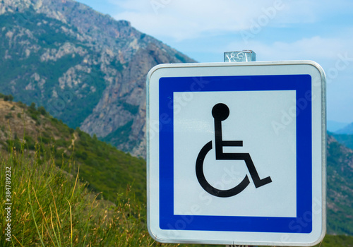 Aluminium Schild Behindertenparkplatz, Rollstuhlfahrer