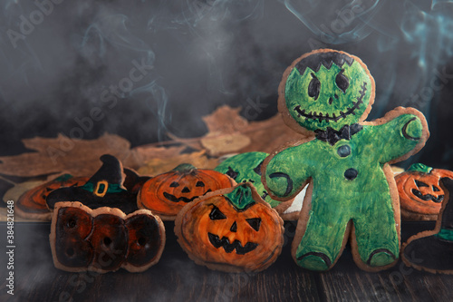 Ginger biscuits for Hallowe...