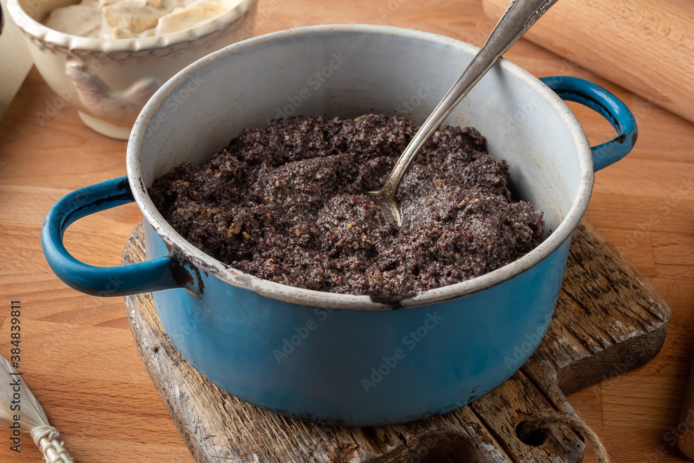 Poppy seed filling for buchty - typical Czech sweet buns Poppy seed filling for buchty - typical Czech sweet buns