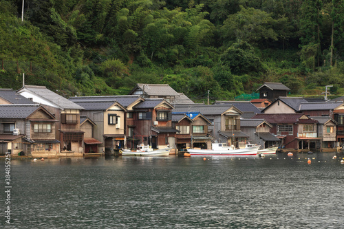 伊根町の船屋
