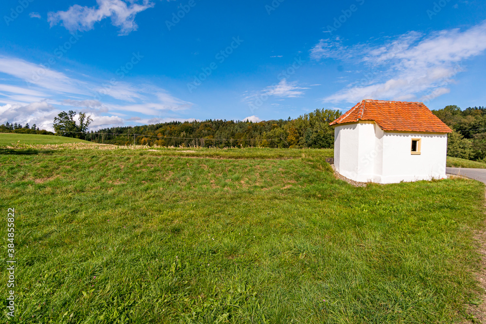 Obraz premium Wonderful, sunny autumn hike in Upper Swabia near Wilhelmsdorf near Lake Constance