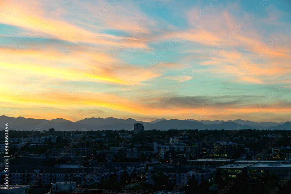 Obraz premium Dramatic colorful sunset