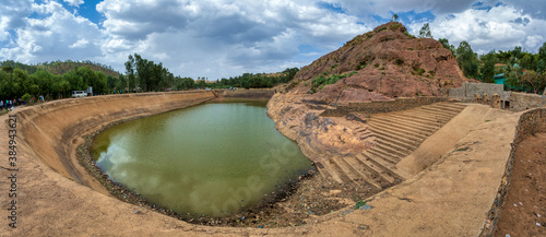 Foto May Shum cistern, built by queen of Sheba in first millennium BC, Queen Of Sheba