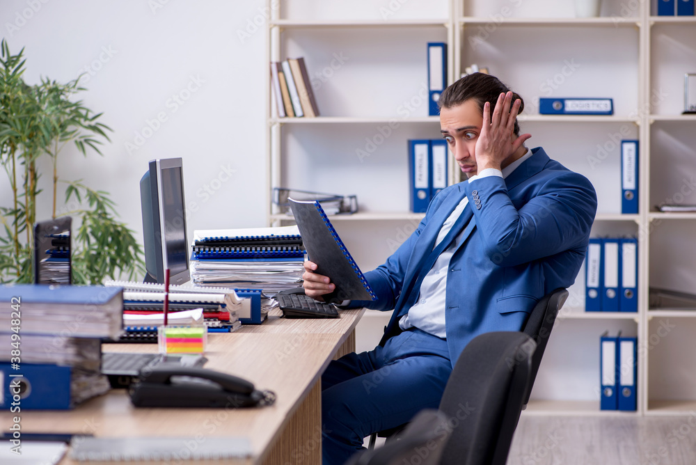 Businessman working in the office Businessman working in the office