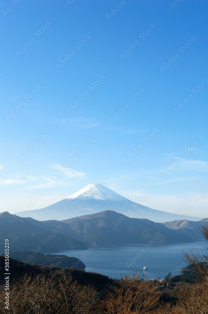 Fototapeta premium 芦ノ湖と富士山