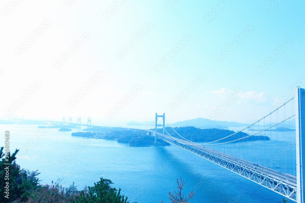 Fototapeta premium 鷲羽山から望む瀬戸大橋