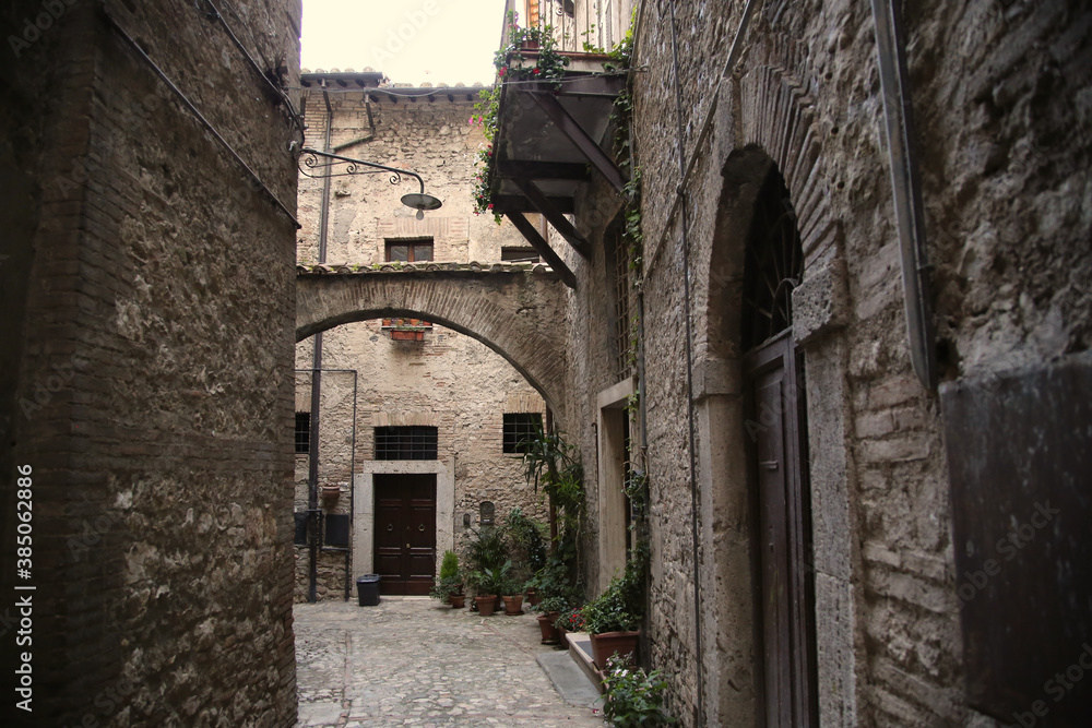Alley of the medieval city of Narni