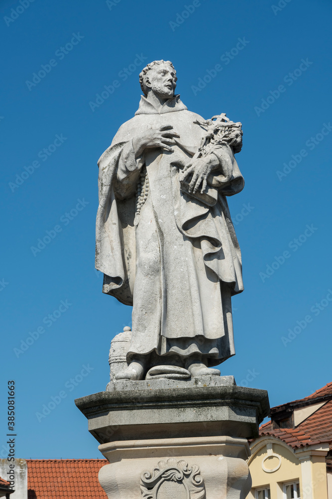 Statue Philipp Benizi auf der Karlsbrücke in Prag