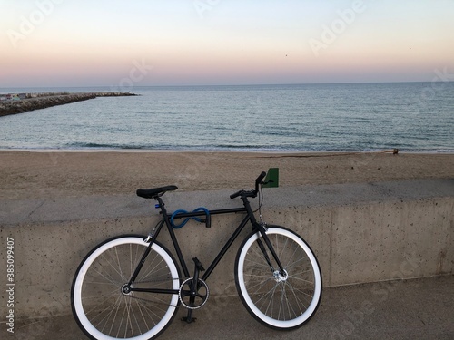 bicicleta en la playa