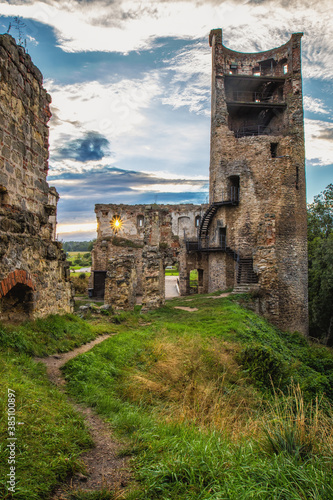 Obraz na płótnie The Ruin of Zvířetice Castle located near Mlada Boleslav w salonie