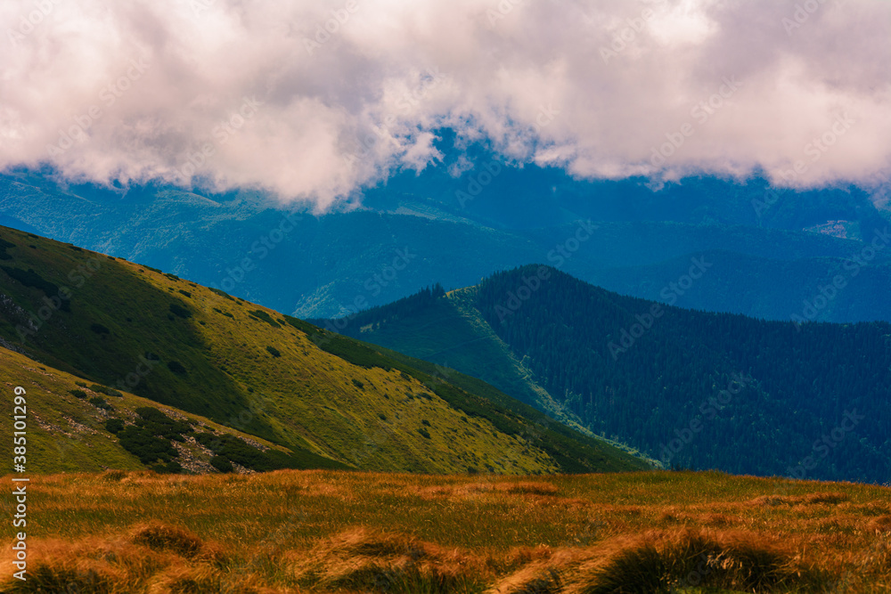 Fototapeta premium overcast mountains, power, tranquility and grandeur of the mountains, the Carpathian Montenegrin ridge.