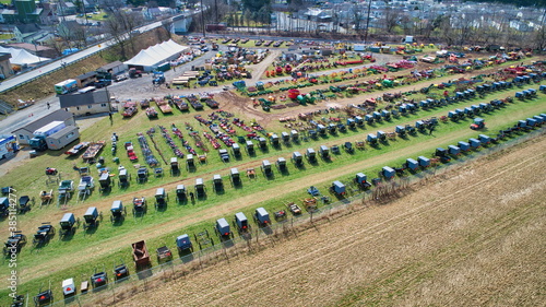 Fotografie Aerial View of an Amish Mud Sale with Lots of Buggies and Farm Equipment
