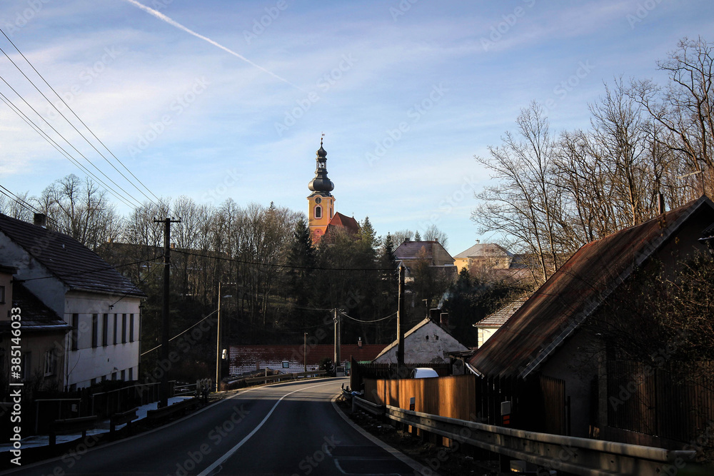 Obraz premium Cozy village winter view near Cesky Krumlov, Czech Republic
