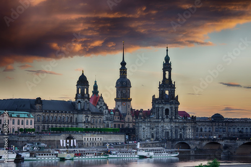 Dresden Frauenkirche Zwinger Deutschland Kreuzkirche Fürstenzug Elbe 