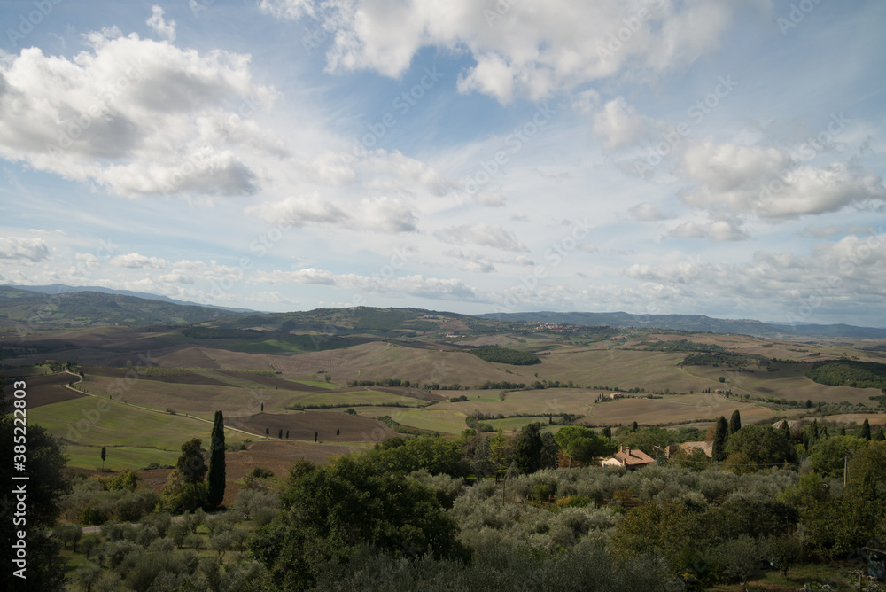 Fototapeta premium Scenic landscape of Tuscany in Italy