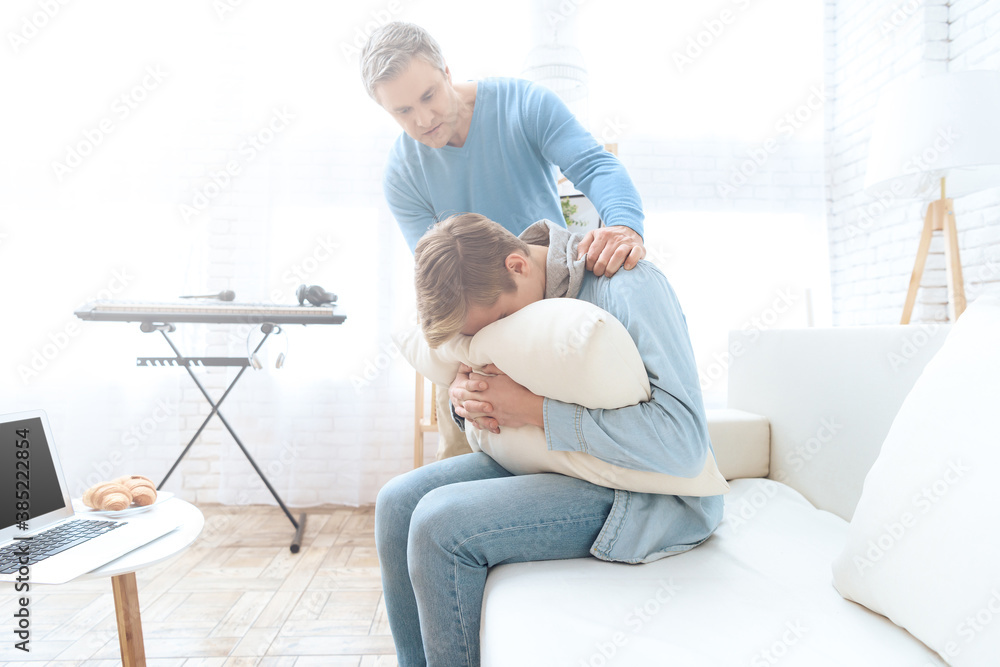 Dad stayed with his son at home and they had fight Dad stayed with his son at home and they had fight
