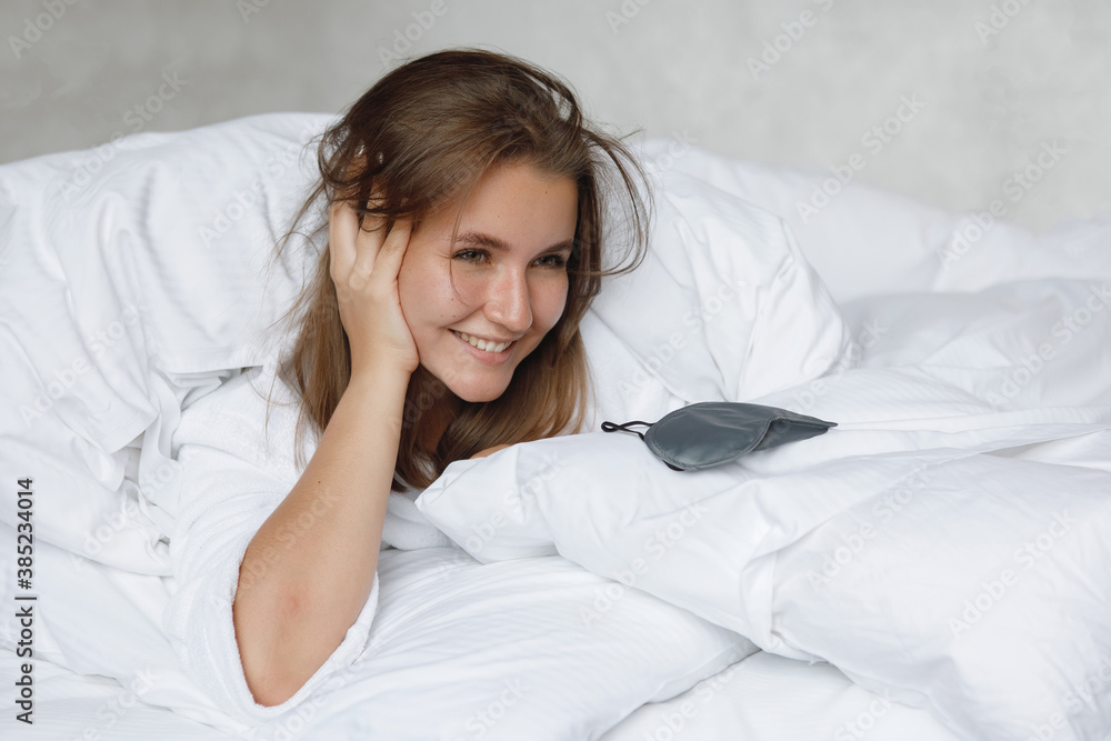 Awakening a woman in bed Awakening a woman in bed