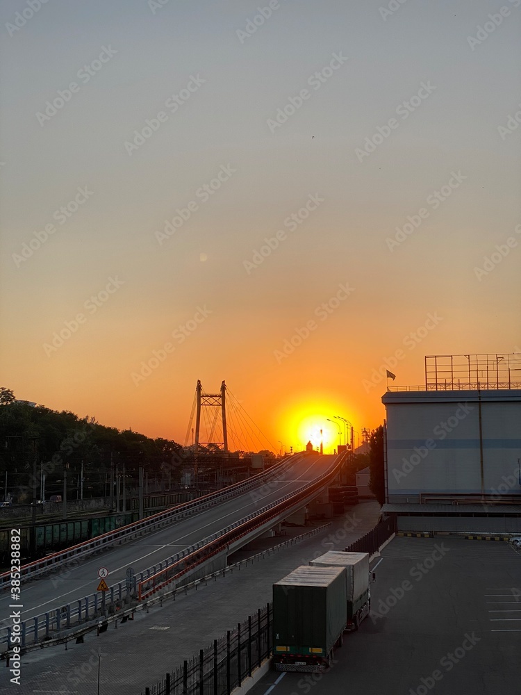 Fototapeta premium sunset in the city