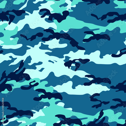 Seamless vector camouflage pattern. Military/ uniform/ army background. For fabric, textile, design, advertising banner.