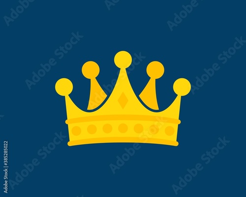 Elegance crown with gold color