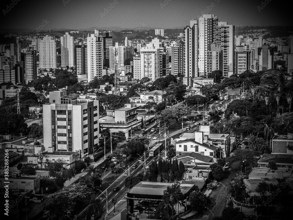 Preto e Branco da Avenida JUndiai Preto e Branco da Avenida JUndiai