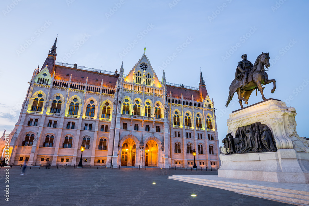 Parliament and Monument in Budapest at night, Hungary