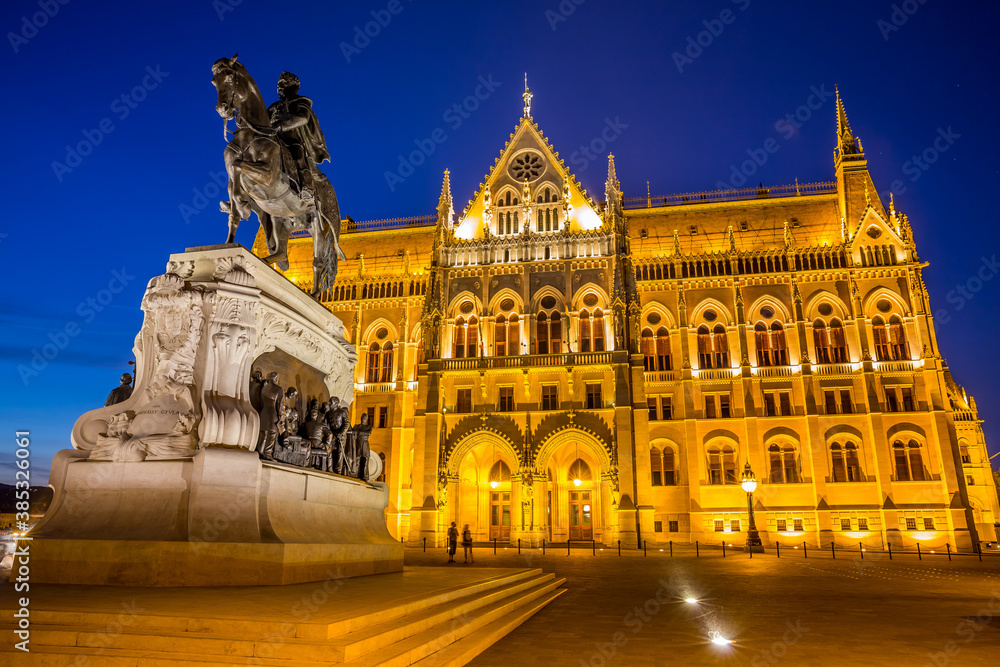 parliament and monument in budapest at night, hungary
