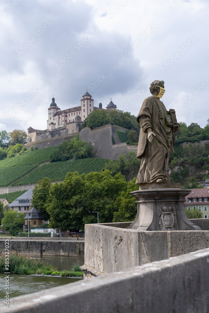 Würzburg, Blick auf die Festung Marienberg