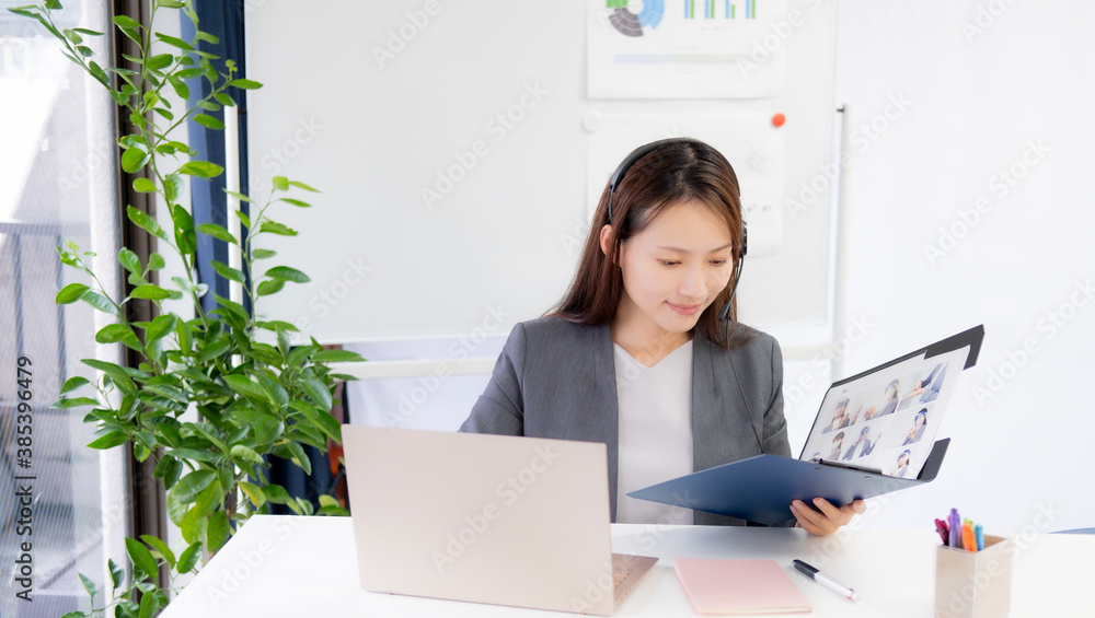 ビジネス女性 ビジネス女性