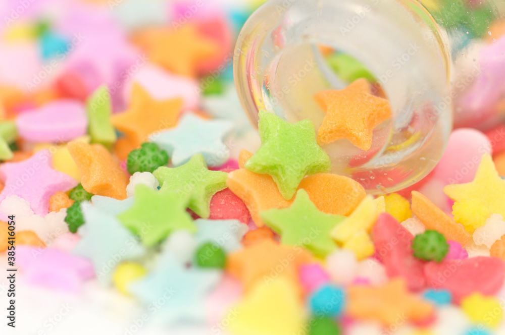 ビンに入ったお菓子のトッピング ビンに入ったお菓子のトッピング