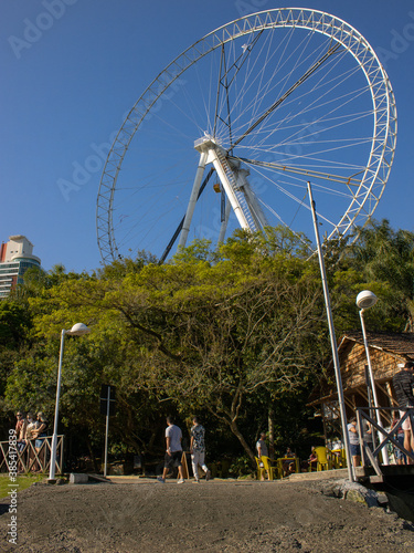 The Complete Ferris Wheel