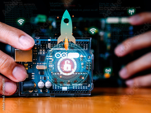 Arduino control broad element photo with infographic details