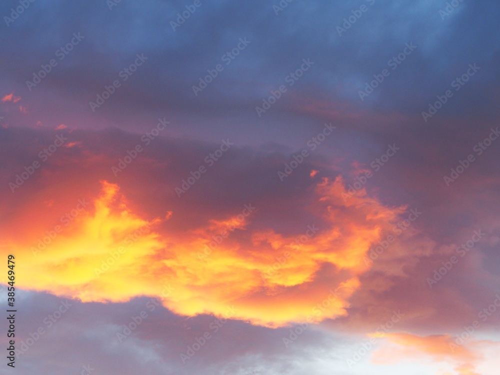 夕焼けの空と雲
