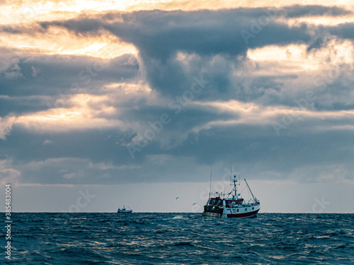 Chalutier dans la baie de Concarneau