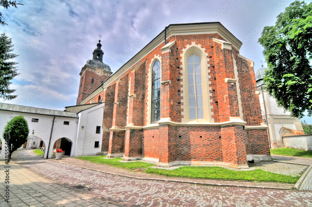 Kościół pw. św. Barbary i klasztor OO. Bernardynów w Przeworsku
