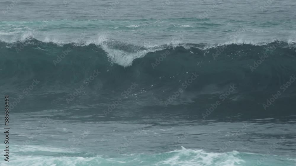 Waves Cresting and Breaking in Slow Motion off the Shore of the Galapagos Islands Waves Cresting and Breaking in Slow Motion off the Shore of the Galapagos Islands
