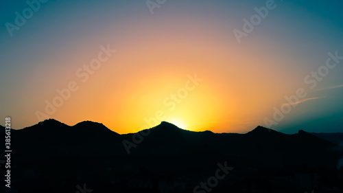 Wallpaper Mural sunset in the mountains Torontodigital.ca